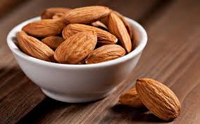 تصویر 1 از فروش بادام شاهرودی سایز متوسط + قیمت عمده